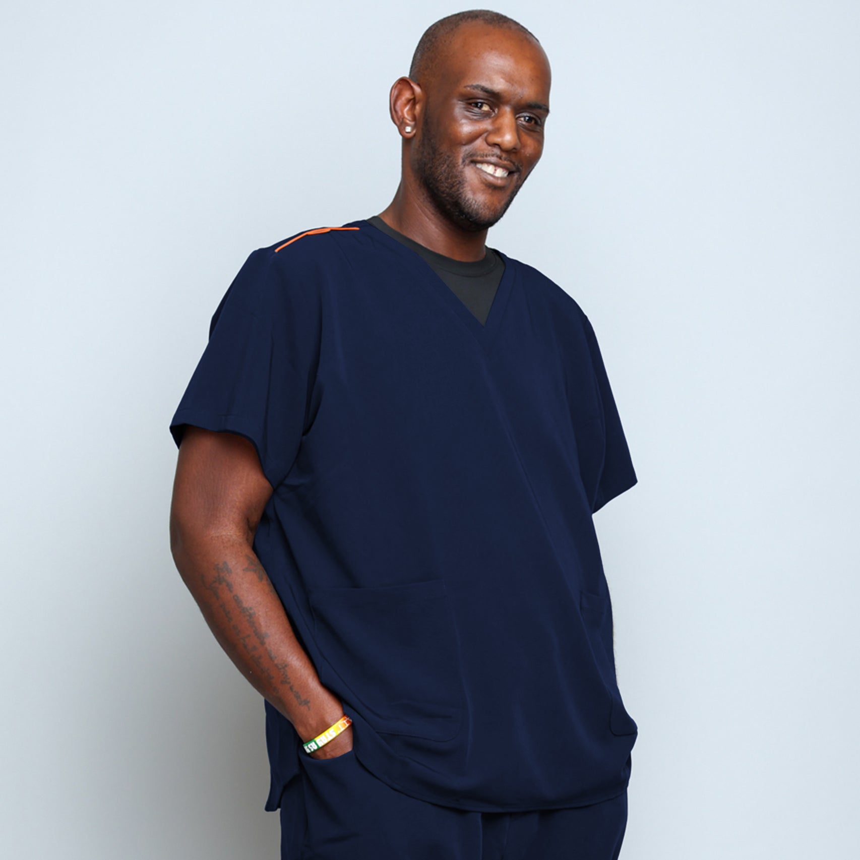 Tyronne Top (V-Neck)