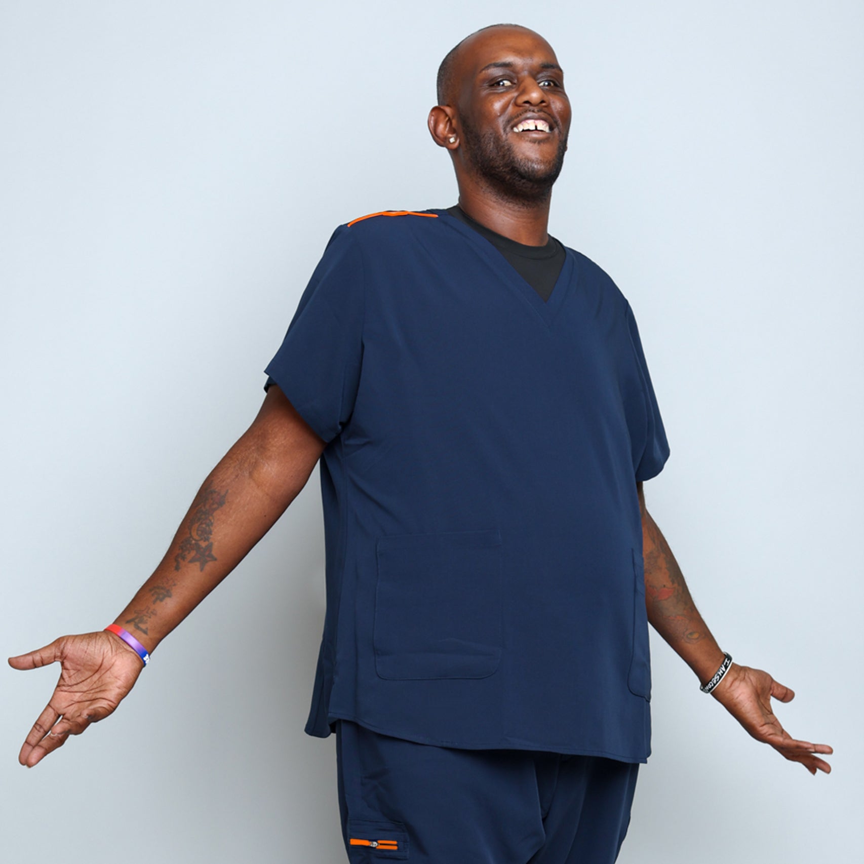 Tyronne Top (V-Neck)