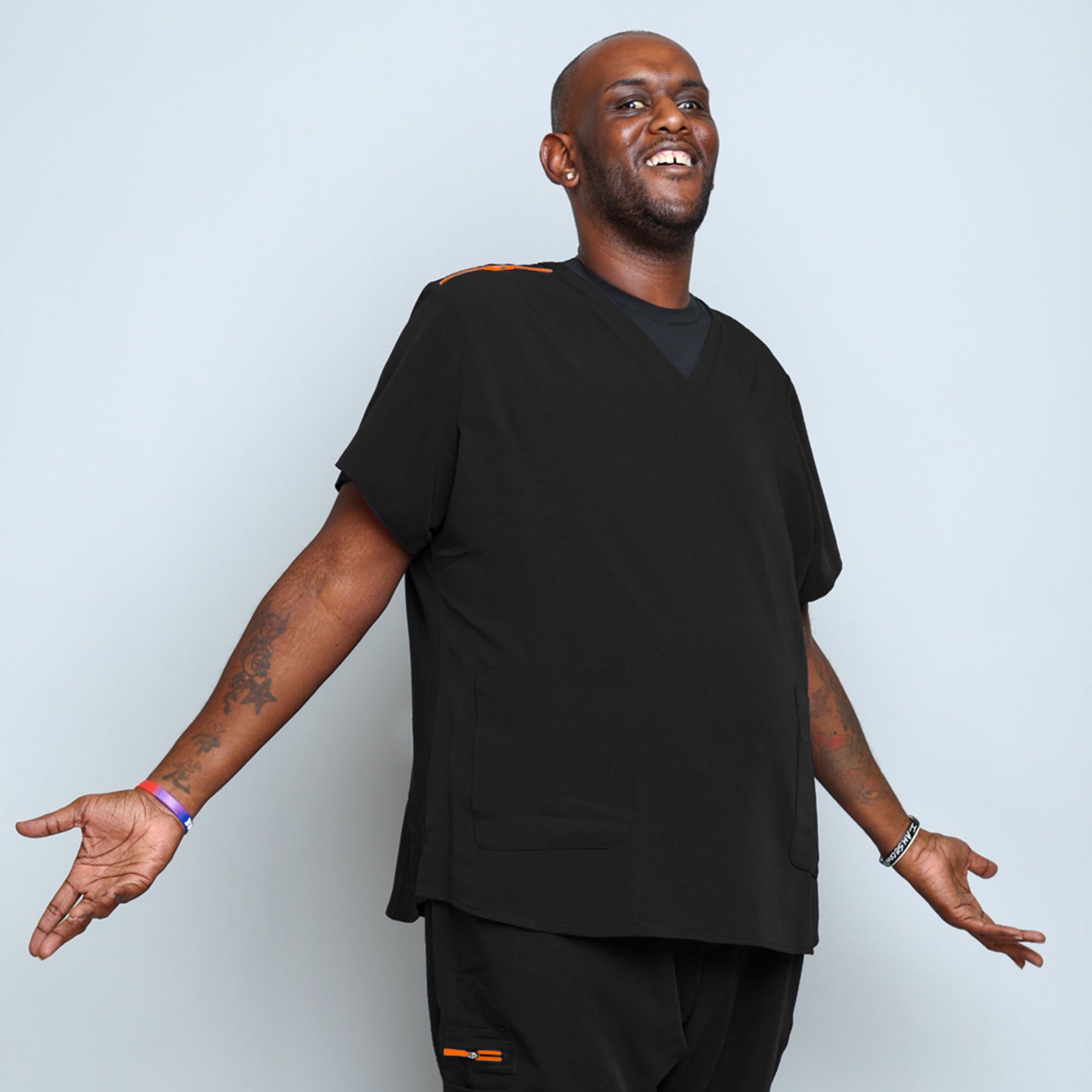Tyronne Top (V-Neck)